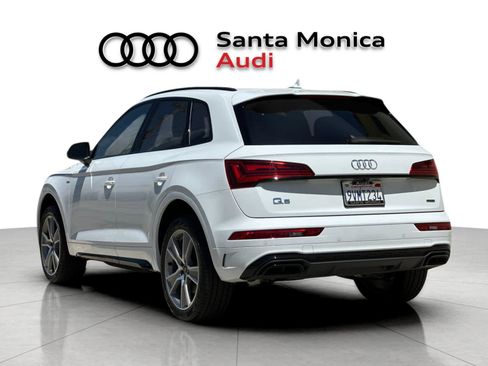 Used 2025 Audi Q5 2.0T Premium w/ Convenience Plus Package AWD/4WD image 6