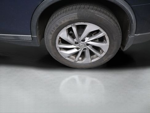 Used 2015 Nissan Rogue SL w/ SL Premium Package image 37