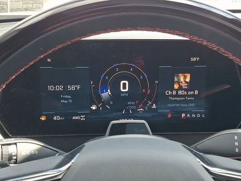 Used 2025 Chevrolet Traverse RS AWD/4WD image 23