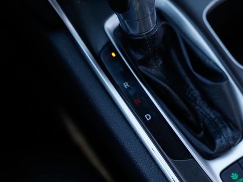 Used 2019 Honda Accord Sport image 40