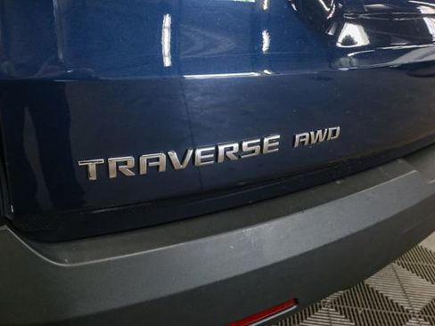 Used 2023 Chevrolet Traverse LT AWD/4WD image 9