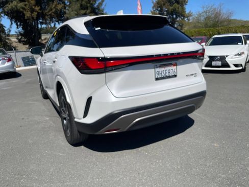 Used 2023 Lexus RX 350h w/ Accessory Package (Z1) AWD/4WD image 9