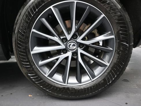 Used 2024 Lexus NX 250 FWD image 10