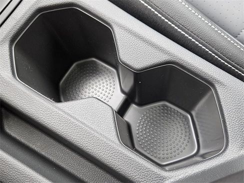 New 2026 Volkswagen Jetta SE image 22