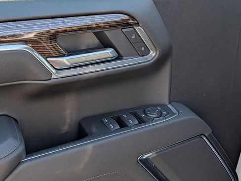 New 2026 GMC Sierra 1500 SLE image 28