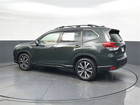Used 2022 Subaru Forester Limited image 7