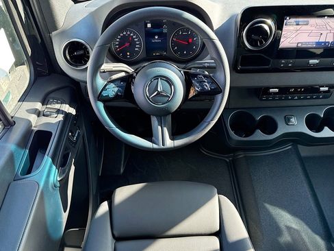 New 2026 Mercedes-Benz Sprinter 2500 image 19