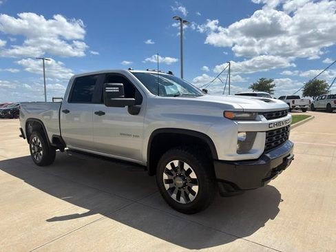 Used 2021 Chevrolet Silverado 2500 Custom w/ Custom Value Package AWD/4WD image 6