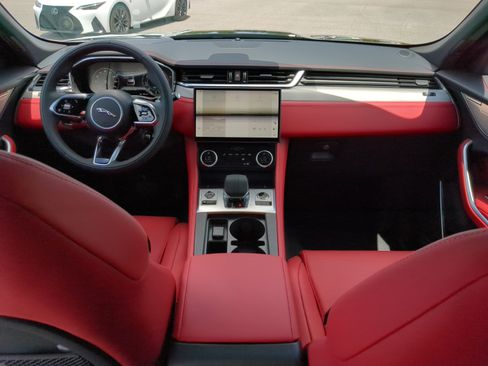 New 2026 Jaguar F-PACE R-Dynamic S image 13