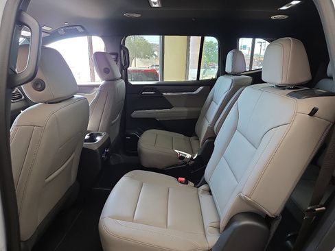 New 2026 GMC Acadia Elevation w/ Super Cruise Package FWD image 6
