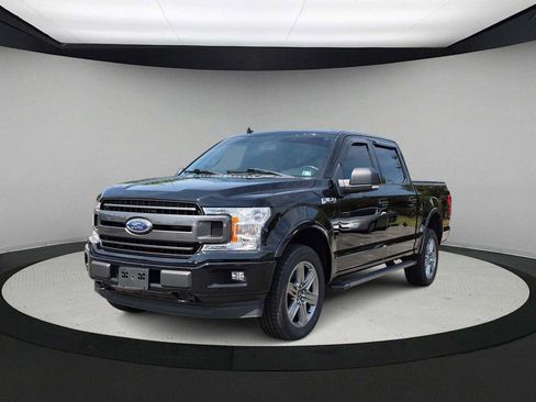 Used 2018 Ford F150 XLT w/ Equipment Group 302A Luxury AWD/4WD image 4