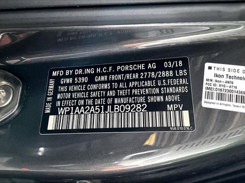 Used 2018 Porsche Macan image 31