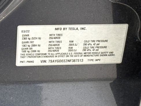 Used 2022 Tesla Model Y Long Range image 11