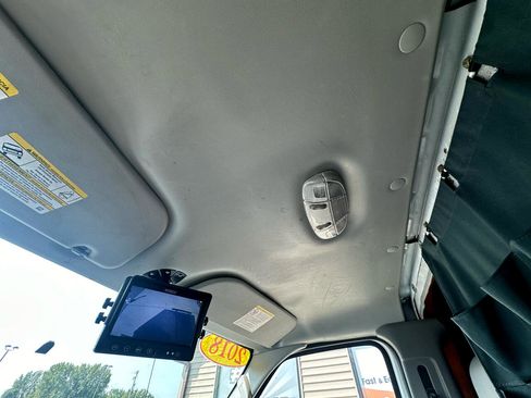 Used 2018 Ford E-450 and Econoline 450 Super Duty w/ Power Windows & Locks Group image 16