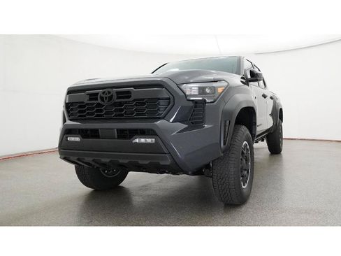 New 2026 Toyota Tacoma TRD Off-Road AWD/4WD image 32