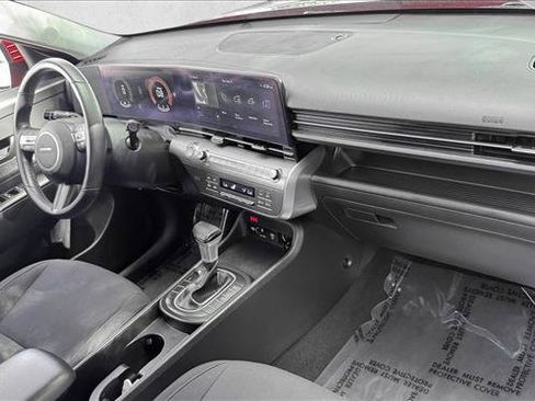 Used 2024 Hyundai Kona SEL image 15