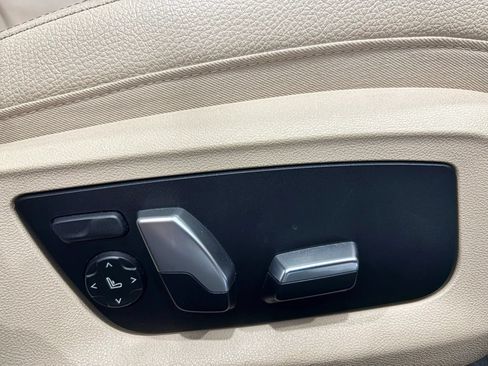 Used 2018 BMW 530i RWD image 21