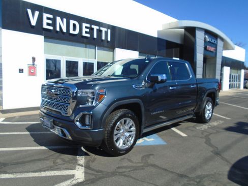 Used 2019 GMC Sierra 1500 Denali w/ Technology Package image 3