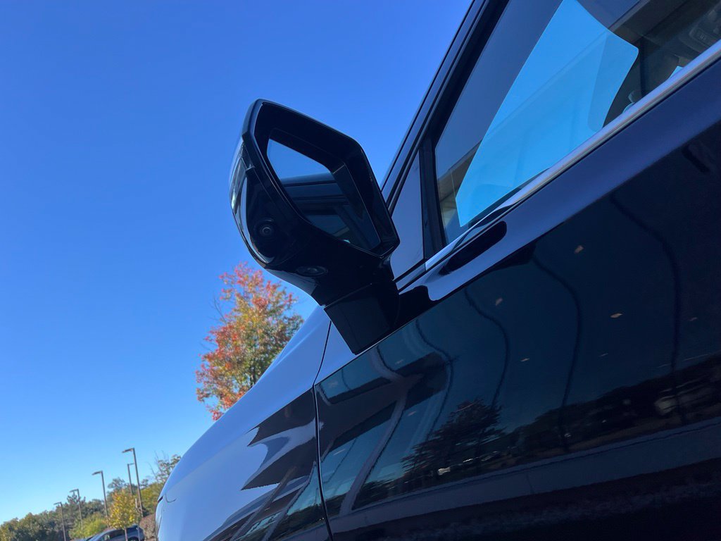 Used 2021 Chevrolet Suburban Premier AWD/4WD image 41