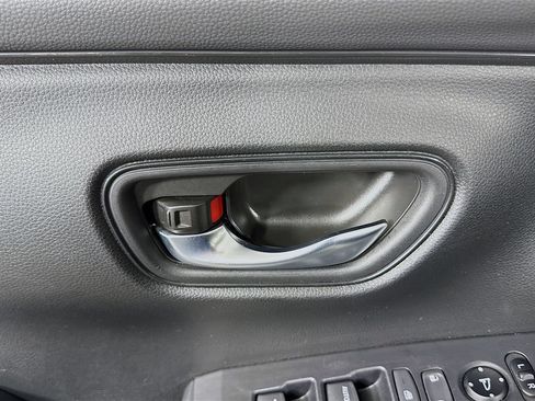 Used 2023 Honda HR-V LX image 22