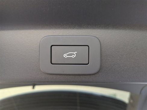 New 2026 Jaguar F-PACE R-Dynamic S image 14