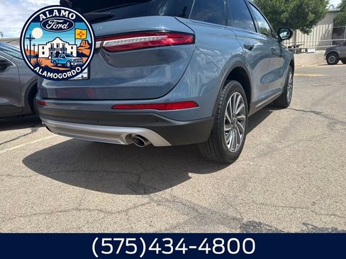 Used 2024 Lincoln Corsair Reserve w/ Equipment Group 201A image 15