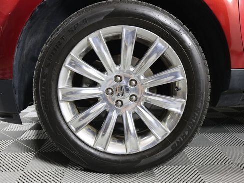 Used 2014 Lincoln MKX AWD w/ Equipment Group 102A image 9