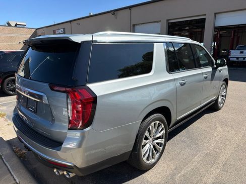 Used 2024 GMC Yukon XL Denali w/ Advanced Technology Package AWD/4WD image 5