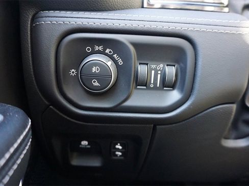 Used 2023 RAM 1500 Limited image 5