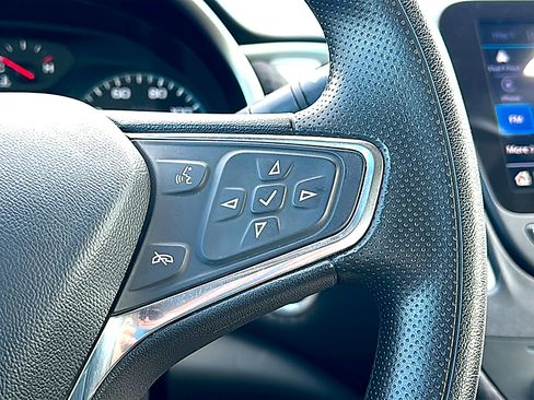 Used 2024 Chevrolet Malibu LT image 28