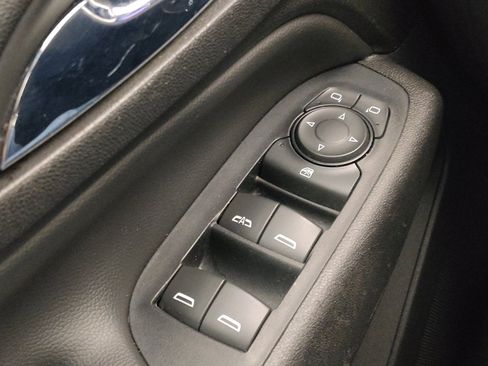 Used 2020 Chevrolet Equinox LT FWD image 27