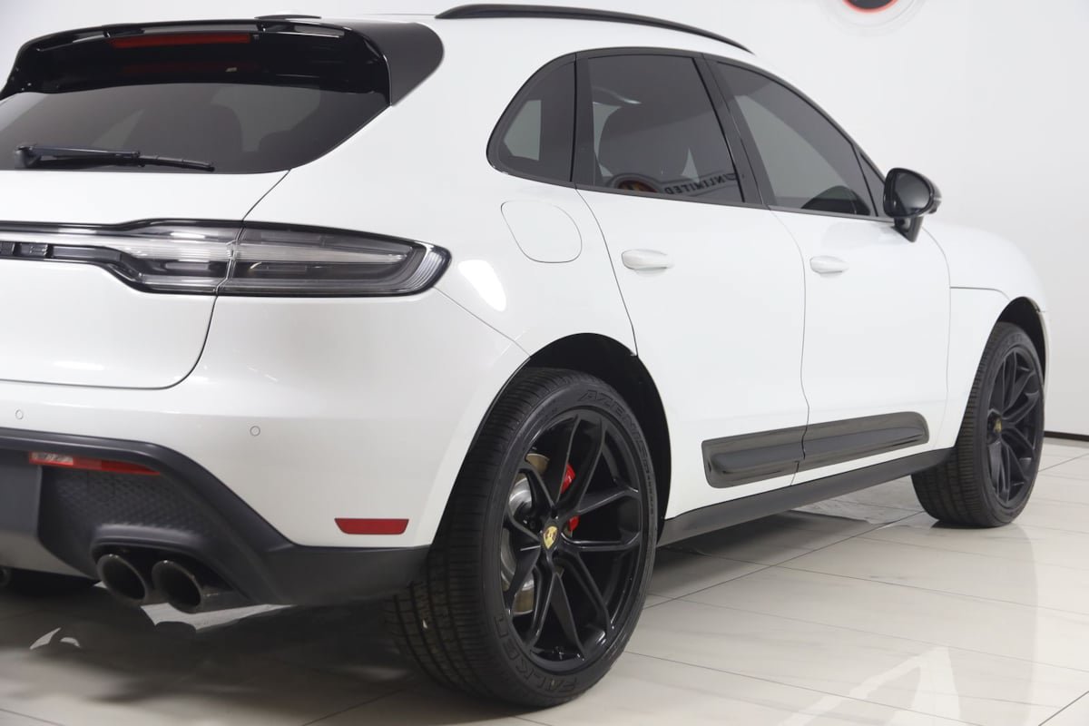 Used 2023 Porsche Macan GTS w/ GTS Sport Package AWD/4WD image 58