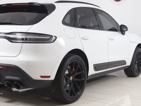 Used 2023 Porsche Macan GTS w/ GTS Sport Package AWD/4WD image 58