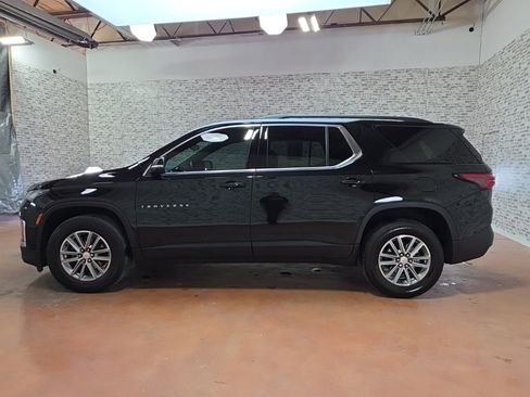 Used 2023 Chevrolet Traverse LT image 4