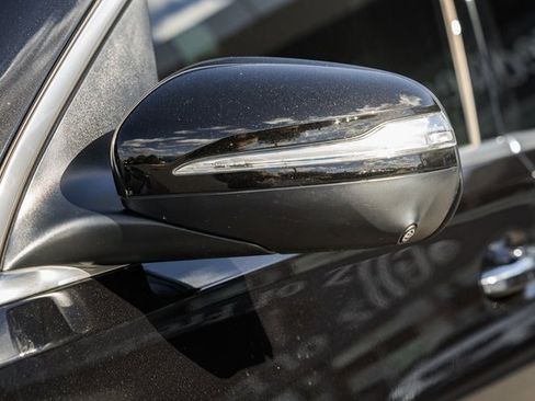 Certified 2025 Mercedes-Benz GLE 450e 4MATIC image 16