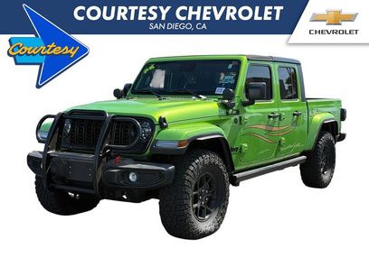 Used 2025 Jeep Gladiator Sport