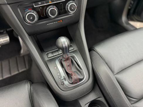 Used 2010 Volkswagen GTI 2-Door FWD image 81