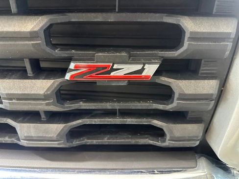 Used 2022 Chevrolet Silverado 2500 LT w/ All Star Edition image 9