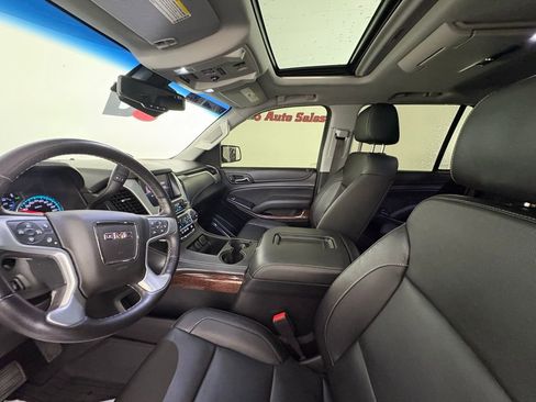 Used 2020 GMC Yukon SLT w/ Graphite Performance Edition AWD/4WD image 13