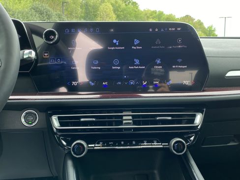 New 2026 Chevrolet Traverse Z71 image 25