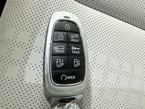 Used 2023 Hyundai Ioniq 5 Limited AWD/4WD image 17