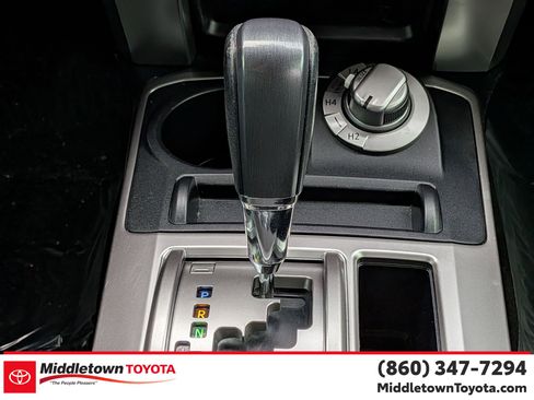 Used 2017 Toyota 4Runner SR5 Premium image 28