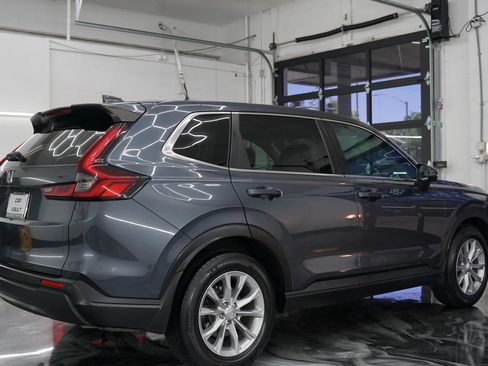 Used 2023 Honda CR-V EX-L image 8