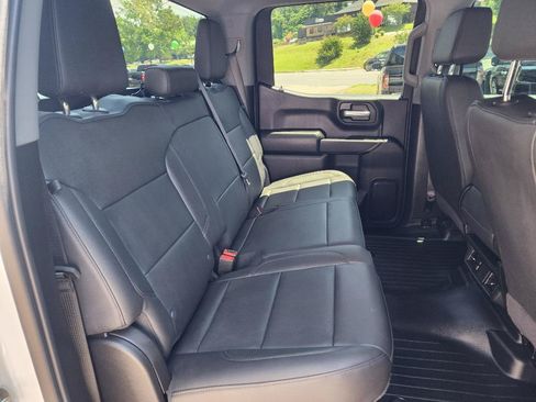 Used 2024 GMC Sierra 1500 Pro w/ Pro Value Package AWD/4WD image 11