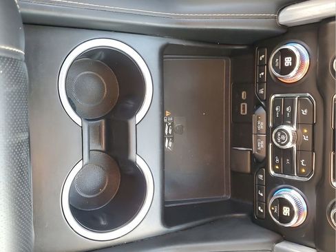 Used 2021 GMC Yukon SLT w/ SLT Premium Package image 41