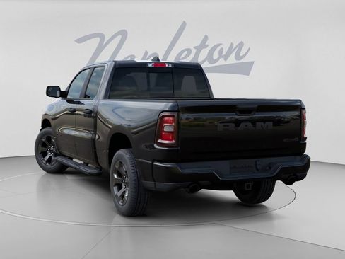 New 2026 RAM 1500 Express AWD/4WD image 3