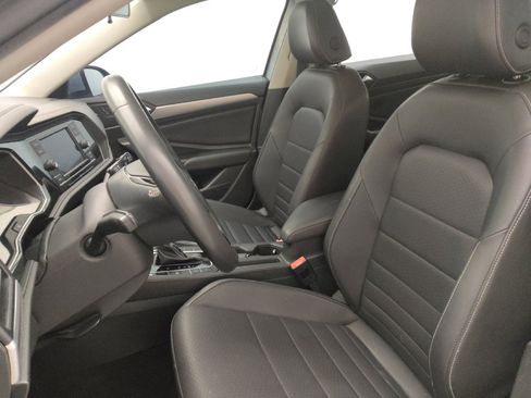 Used 2021 Volkswagen Jetta SE image 17