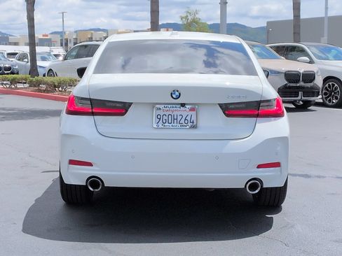 Used 2023 BMW 330i Sedan w/ Convenience Package RWD image 8