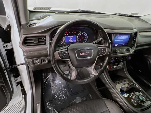 Used 2022 GMC Acadia AT4 w/ Trailering Package AWD/4WD image 11