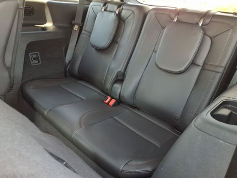 Used 2023 Lincoln Aviator Reserve w/ Equipment Group 201A AWD/4WD image 13